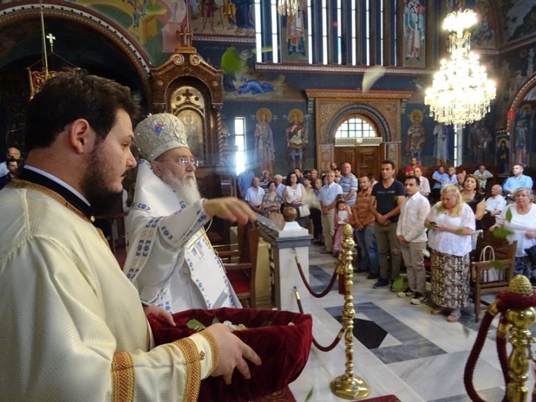 ΚΟΡΙΝΘΟΣ: Η Κυριακή της Πεντηκοστής