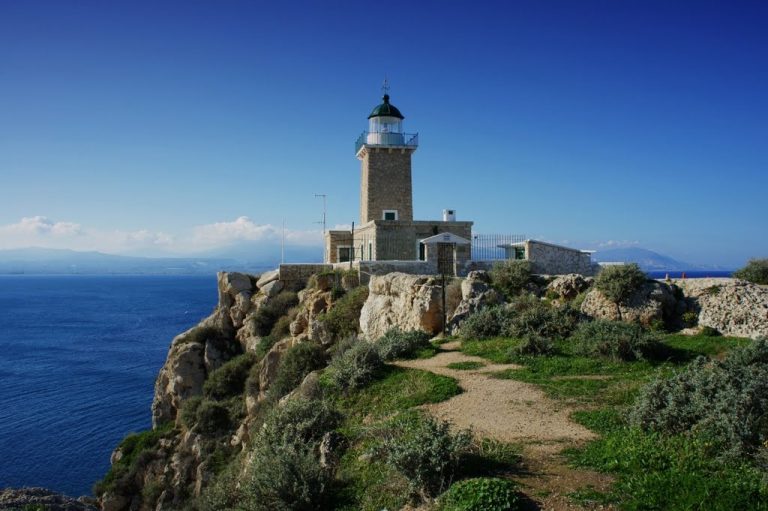 ΛΟΥΤΡΑΚΙ: Σεισμική δόνηση κοντά στο φάρο