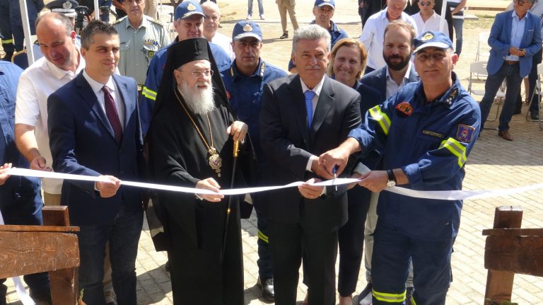 ΚΟΡΙΝΘΙΑ: …Αν είναι δυνατόν! -…Έτρεξαν όλοι για την κορδέλα στο Σοφικό!