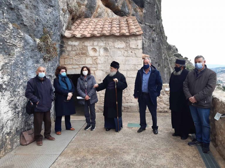 ΚΟΡΙΝΘΙΑ: Επιτέλους! Ενδιαφέρον για την Ιερά Μονή Παναγίας του Βράχου…