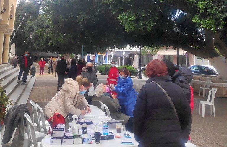 Τι έδειξαν τα αποτελέσματα των rapid test στους Αγίους Θεοδώρους… -Τι ανέφερε ο δήμαρχος…