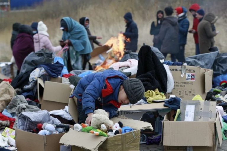 ΛΟΥΤΡΑΚΙ: Μεγάλος ο αριθμός των Ουκρανών προσφύγων -Παιδιά από 1 μηνός! -Ο αγώνας που καταβάλλεται από τον Ιερό Ναό της Παναγίας Γιάτρισσας…