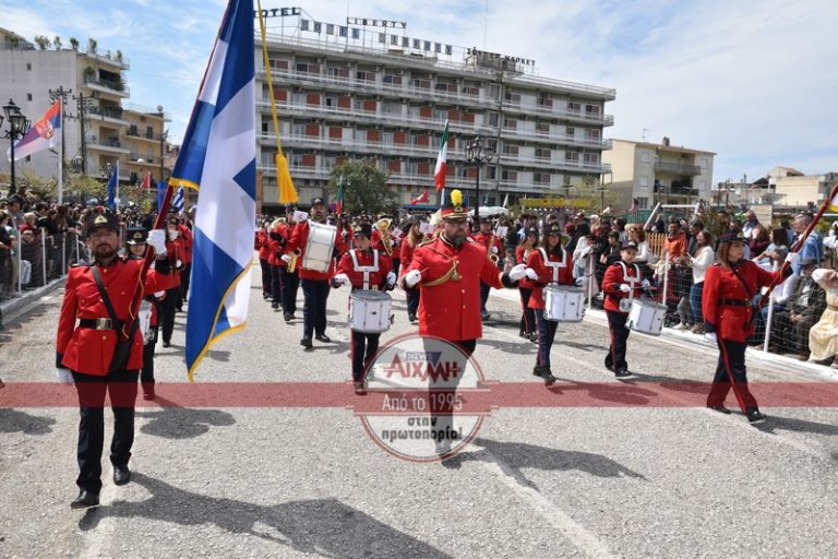 Η δημοτική φιλαρμονική του Δερβενίου έδωσε το παρόν στις φετινές εορτές Εξόδου της Ι. Πόλεως Μεσολογγίου…