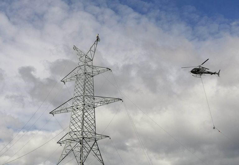 Η επέκταση και αναβάθμιση του συστήματος 400 kV στην Πελοπόννησο περιλαμβάνει τη διασύνδεση της Μεγαλόπολης με την Κόρινθο και την Αττική, με ορίζοντα το 2025…