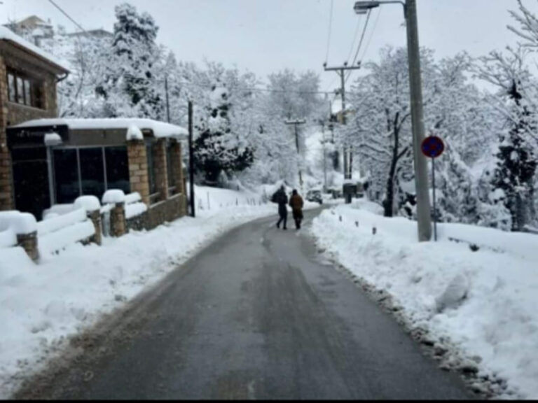 Χιόνι στα ορεινά των δήμων Σικυωνίων και Ξυλοκάστρου- Ευρωστίνης -Τι αναφέρουν από την περιφέρεια…