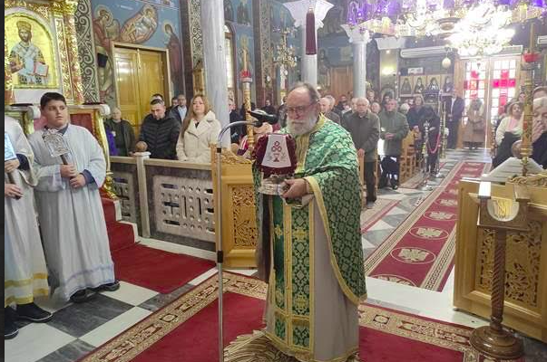 Η Θ. Λειτουργία στον Ι. Ναό Ευαγγελισμού της Θεοτόκου Αγ. Θεοδώρων Κορινθίας -Μίλησε και για την αχαριστία…