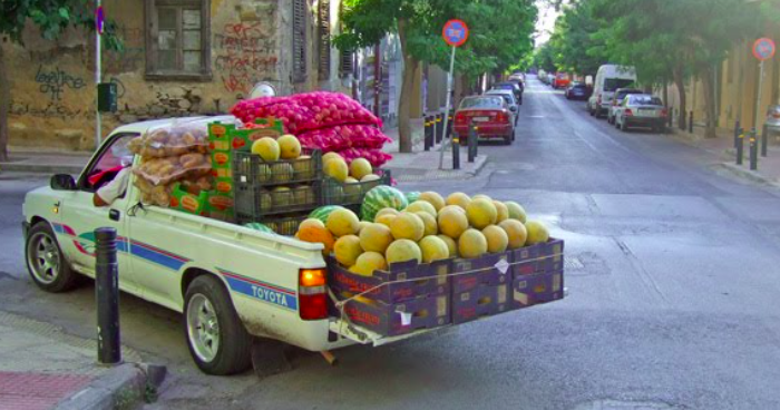 ΚΟΡΙΝΘΙΑ: ΠΡΟΣΟΧΗ! Έτσι έμπαινε ο 55χρονος ΡΟΜΑ σε σπίτια ηλικιωμένων σε Αθίκια και Καλαμάκι και τους “σήκωνε” χρήματα και χρυσαφικά!