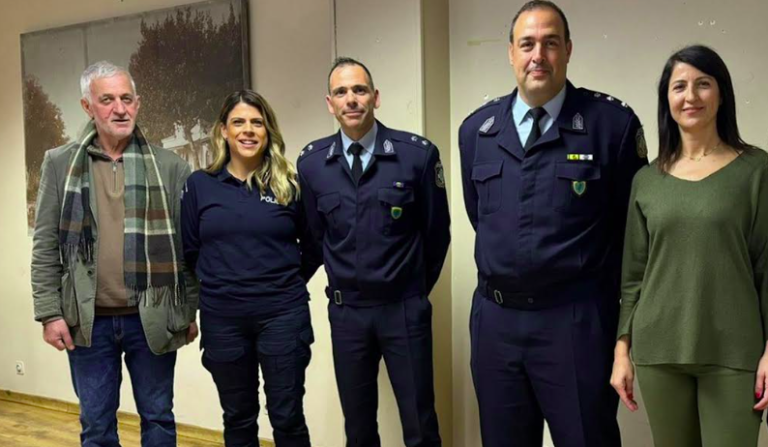 ΚΙΑΤΟ: Δεκάδες δημότες συμμετείχαν στην ενημερωτική εκδήλωση που πραγματοποιήθηκε με θέμα την πρόληψη και αντιμετώπιση φαινομένων απάτης