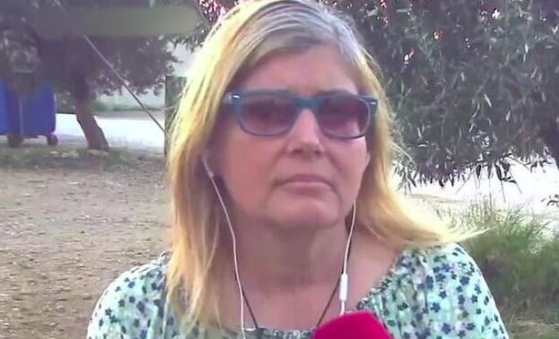 ΛΟΥΤΡΑΚΙ: Επιμένει η 55χρονη δασκάλα ότι ο 6χρονος τη θώπευσε και τώρα απειλεί με μηνύσεις! -“Δεν έχουμε καμία επικοινωνία με την κόρη μας” λένε οι γονείς της!