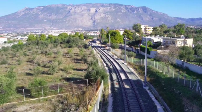 Σε τροχιά ολοκλήρωσης η επέκταση του προαστιακού στο Λουτράκι -Η κατασκευή αποβάθρων στον σταθμό Ισθμού και στις στάσεις… 