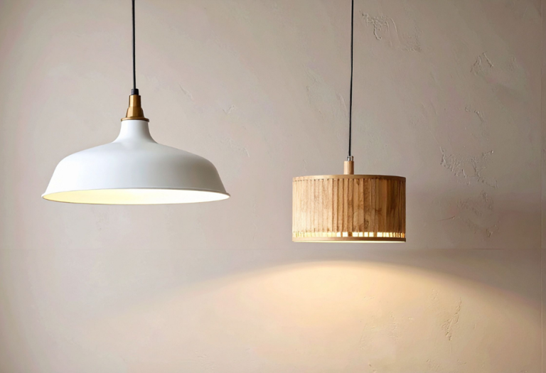 “Από την εξώπορτα μέχρι το κρεβάτι: Πώς ο φωτισμός αλλάζει την αίσθηση του σπιτιού σου”