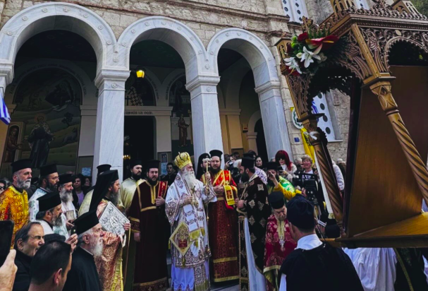 Με λαμπρότητα και τη συμμετοχή πλήθους πιστών εορτάστηκε στο Ξυλόκαστρο ο πολιούχος της πόλης, Άγιος Βλάσιος!