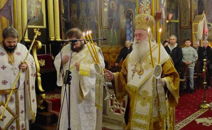 Στον Ι. Ναό Αγίου Γεωργίου Χιλιομοδίου τέλεσε τη Θ. Λειτουργία ο μητροπολίτης Κορίνθου Παύλος