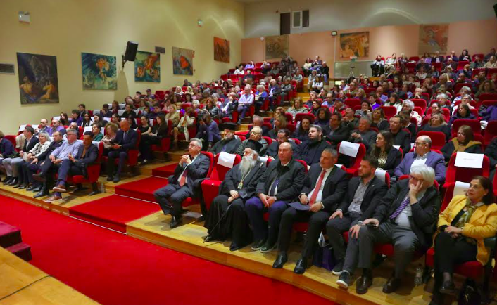 ΚΟΡΙΝΘΟΣ: Ιδιαίτερη συγκίνηση προκάλεσε η παρουσία του δημάρχου της Ιεράς Πόλεως Μεσολογγίου Σπύρου Διαμαντόπουλου