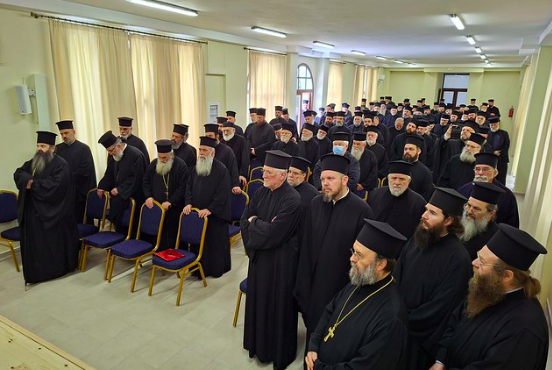 ΚΟΡΙΝΘΟΣ: Η τελετή διαβεβαίωσης του νέου ιεροκήρυκα της  μητρόπολης π. Κλαυδίου Καλαρά