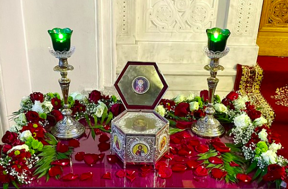 ΚΟΡΙΝΘΟΣ: Τέθηκε προς προσκύνηση απότμημα των Ι. Λειψάνων του Αγίου Ζαχαρίου