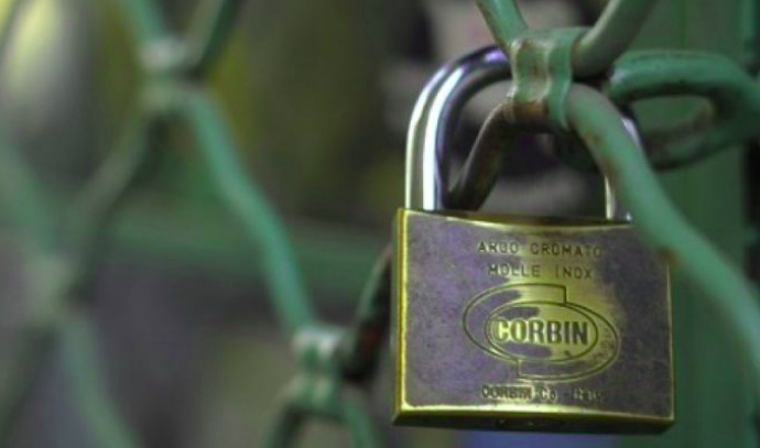 ΚΙΑΤΟ: Σφραγίστηκε το συσκευαστήριο φρούτων TERRA FRUTTA στο Μούλκι! -Το σοβαρό ατύχημα της 40χρονης που εργαζόταν χωρίς χαρτιά και ασφάλεια!