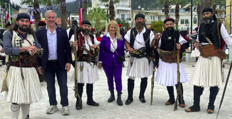 Ο δήμος Λουτρακίου -Π –Αγ. Θ εκπροσωπήθηκε στις επίσημες επετειακές εκδηλώσεις για τη συμπλήρωση 205 ετών από την απελευθέρωση του κάστρου των Σαλώνων στην Άμφισσα…