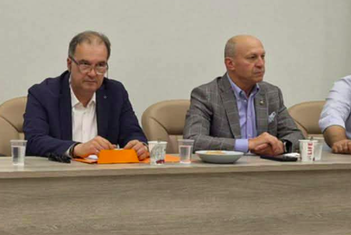 ΛΟΥΤΡΑΚΙ-Π-ΑΓ.Θ: Ο δήμαρχος Γ. Γκιώνης υπογράμμισε τη σημασία της συνεργασίας των δήμων του Κορινθιακού Κόλπου…