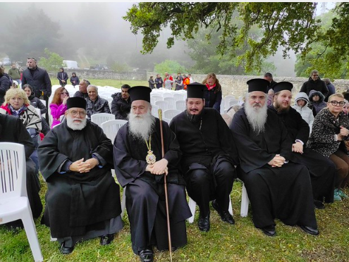 ΚΟΡΙΝΘΙΑ: Με τη συνοδεία της αστυνομίας η μεταφορά της Ιεράς Εικόνας της Παναγίας του Πραθίου από τον Ιερό Ναό της Ευαγγελίστριας Αγ. Θεοδώρων όπου φυλάσσεται στην Ι. Μονή…