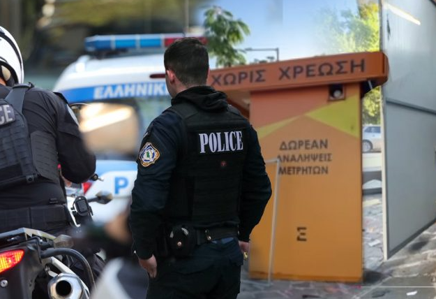 ΚΟΡΙΝΘΟΣ: Ξήλωσαν ΑΤΜ στον Κόρφο… -Το φόρτωσαν κι έφυγαν!!! -Πόσα χρήματα ήταν μέσα στο ΑΤΜ