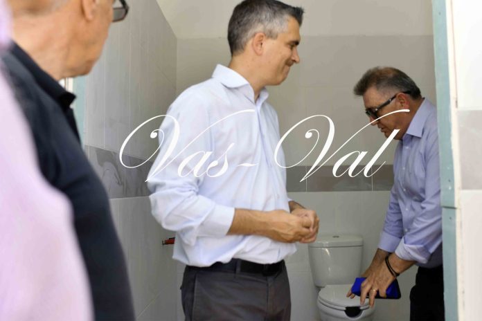 Χωρίς τίτλο